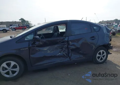 2012 Toyota Prius Two z USA, uszkodzony, nr VIN JTDKN3DU7C1500177